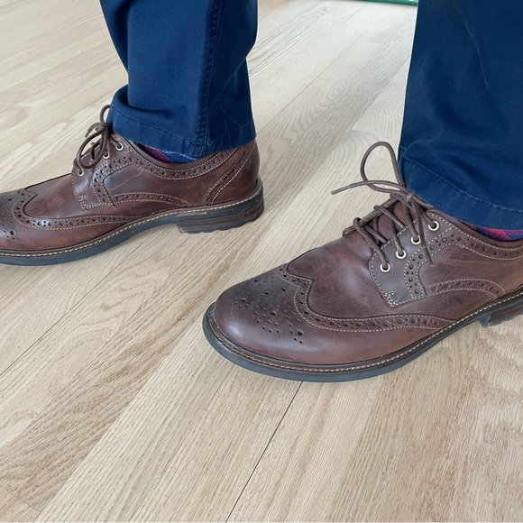 Clarks Dark Brown Wingtip Shoe - Picture 2 of 4